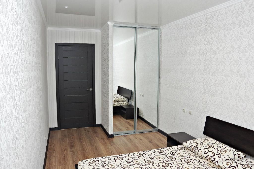 Апартаменты 2 х ком квартира с новым ремонтом на Мотеле Полтава-24
