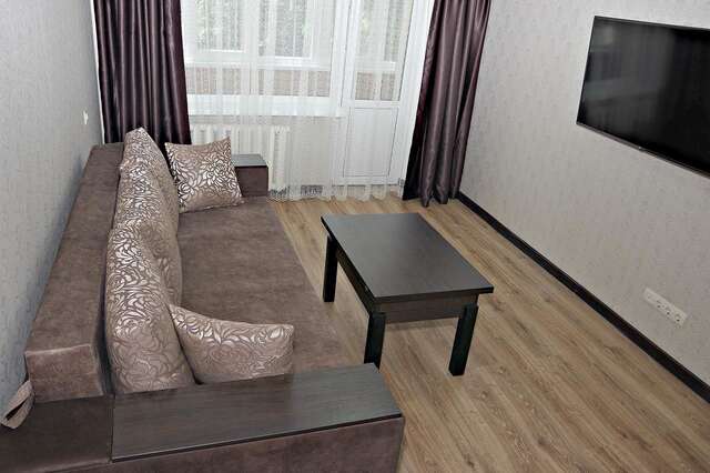 Апартаменты 2 х ком квартира с новым ремонтом на Мотеле Полтава-3