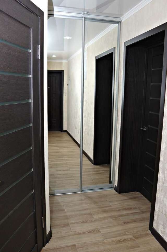 Апартаменты 2 х ком квартира с новым ремонтом на Мотеле Полтава-13