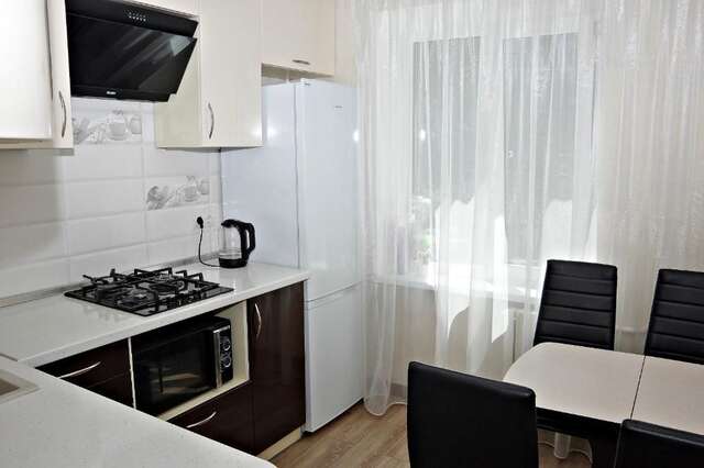 Апартаменты 2 х ком квартира с новым ремонтом на Мотеле Полтава-22